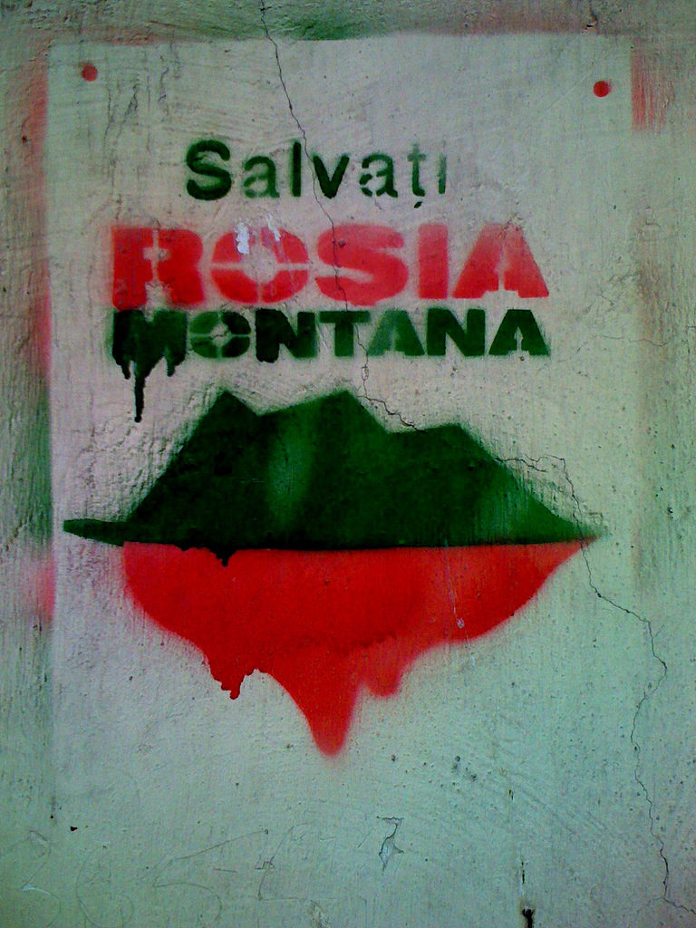 Salvati Rosea Montana graffiti.