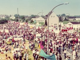 Cover for: Western alignment without looking East